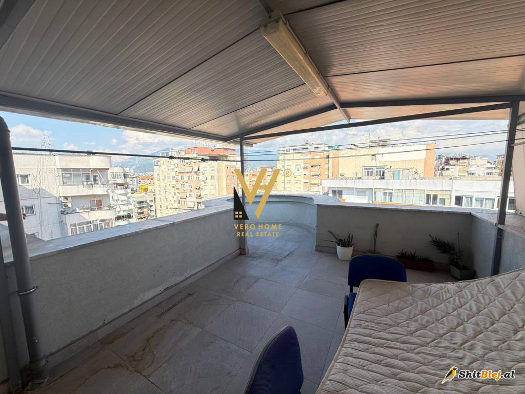 ZYRE 100 M2 TE KOMUNA E PARISIT 900 EURO