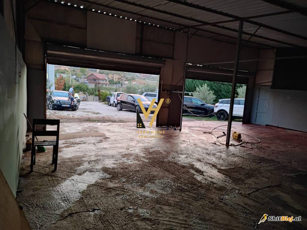 MAGAZINE 120 M2 NE KOMBINAT 700 EURO
