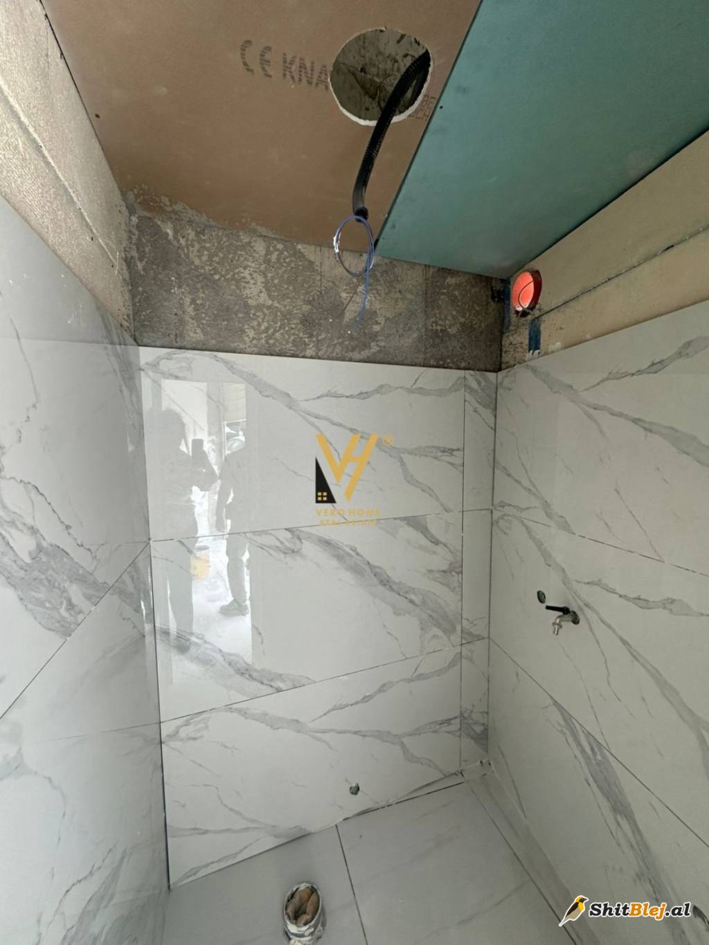 DYQAN 37M2 TE RRETHI I SELITES 500 EURO