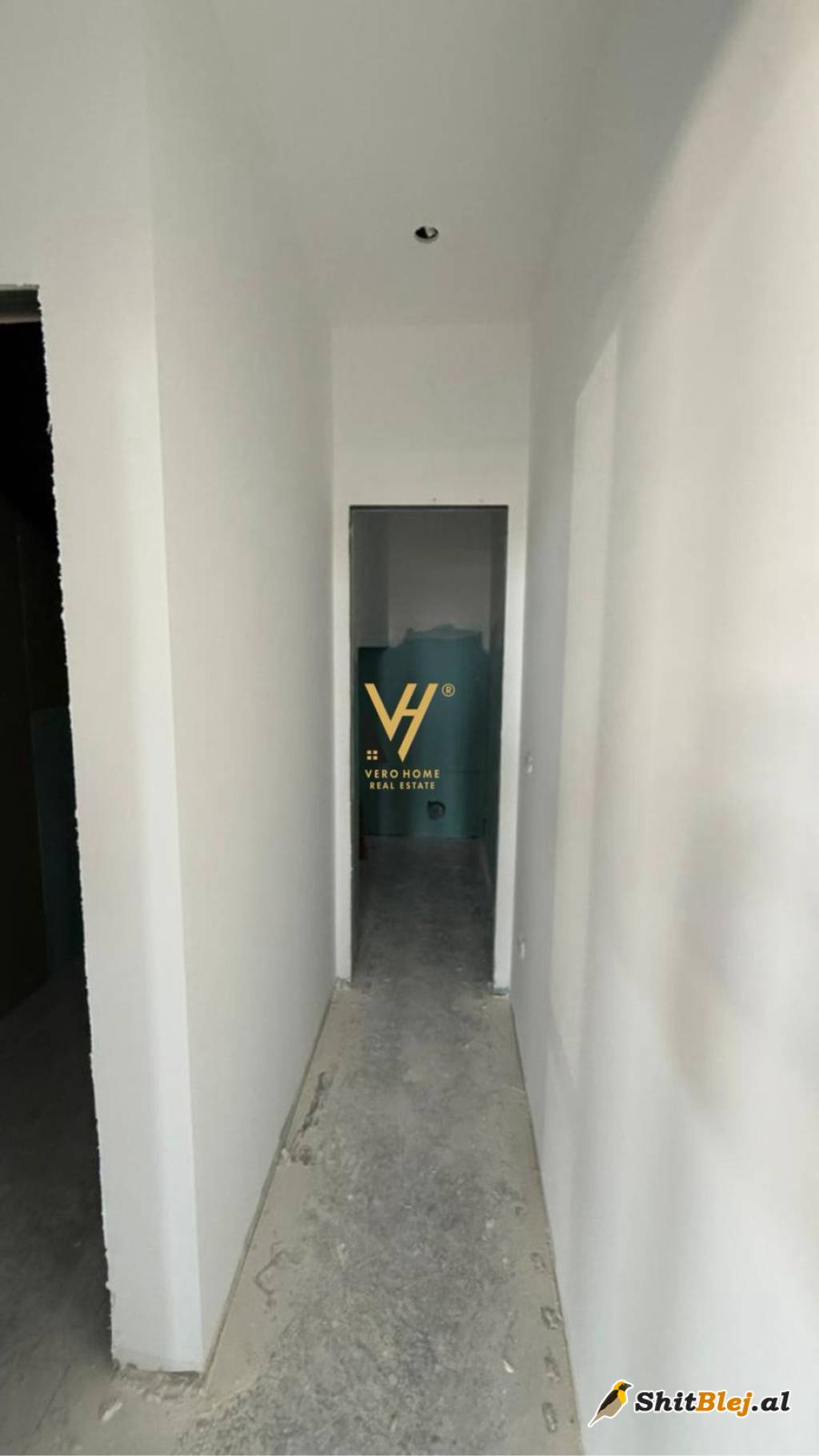 KAPANON 1.000 M2 NE LAKNAS 4.000 EURO