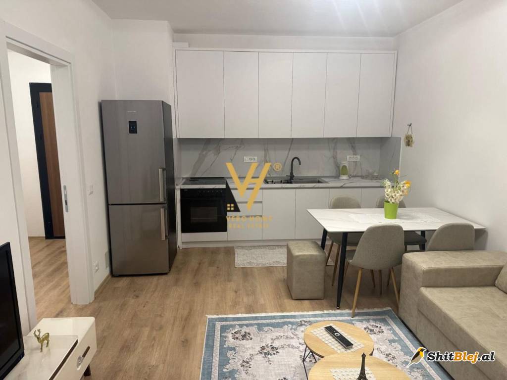 2+1+BLK ME QERA TEK UNIVERS CITY 450 EUR