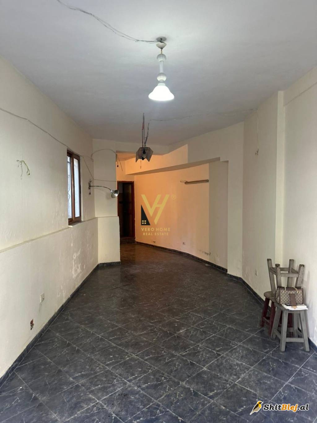 DYQAN TE 21 DHJETORI 30.000 LEKE