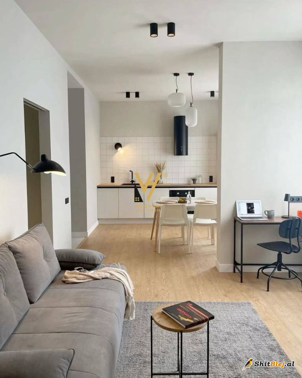 3+1+3+BLK NE QENDER 578.000 EURO