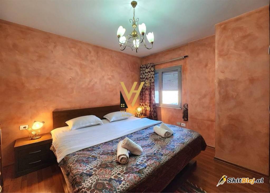 1+1+BLK ME QERA TE ZOGU I ZI 520 EURO
