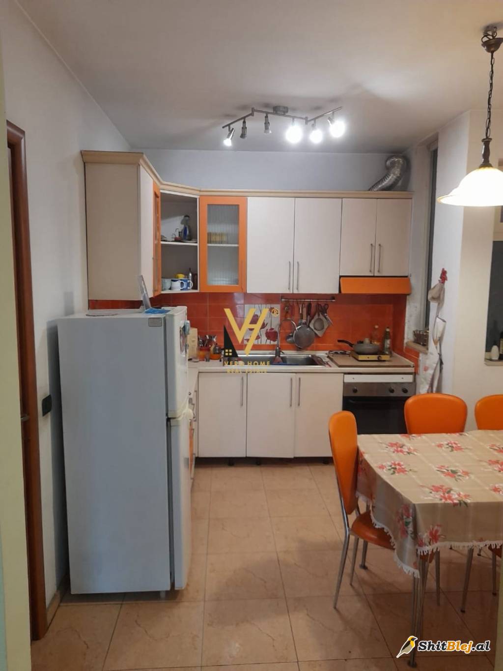  2+1 ME QERA TE MYSLYM SHYRI 800 EURO