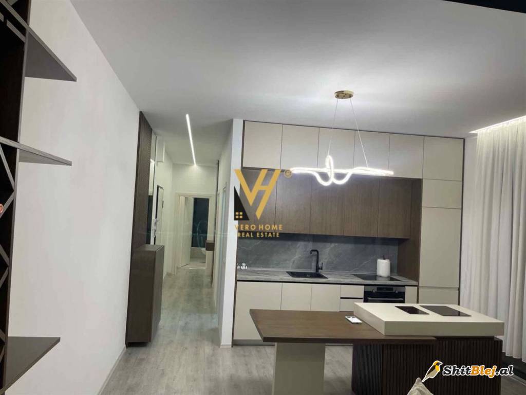 2+1+BLK TEK ISH HESHI SHQIPONJA 850 EUR
