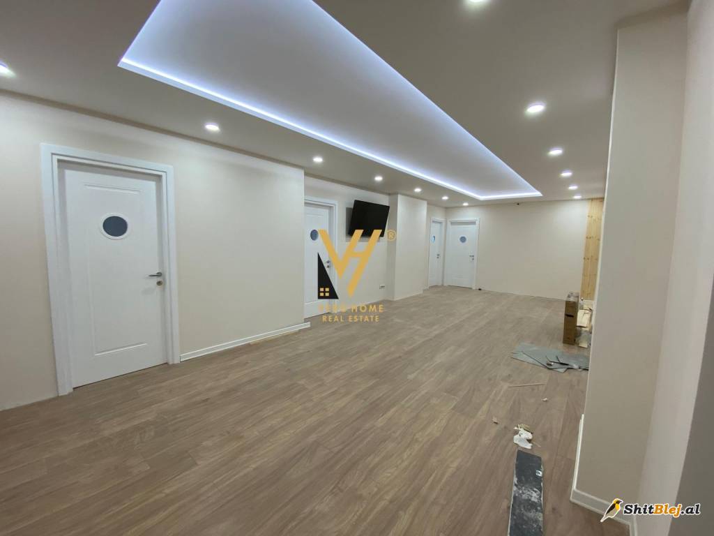 ZYRE 180 M2 TE RRUGA E KAVAJES 1.850 EUR
