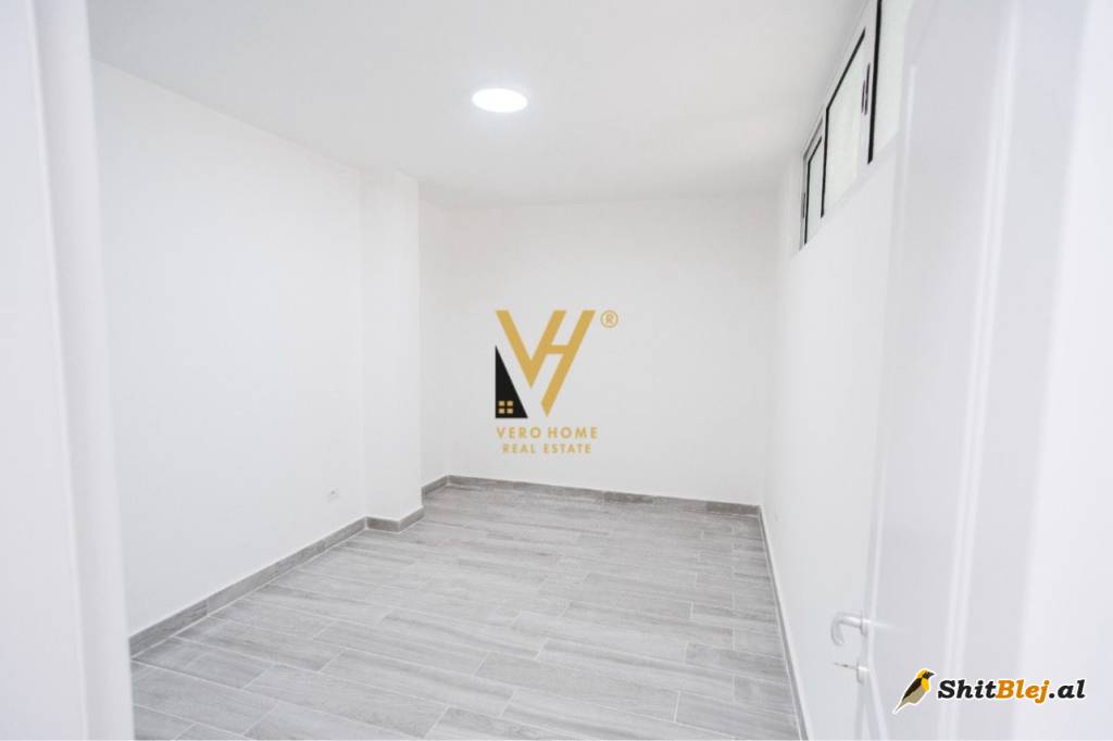 JEPET ZYRË 120 M2 ME QERA PALLATET AGIMI