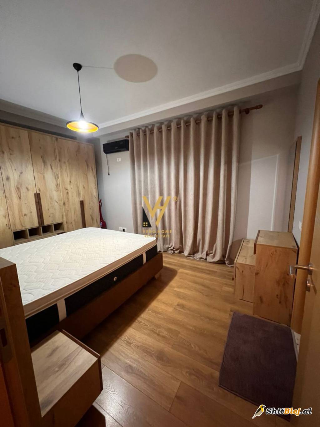 2+1+BLK TE KOPESHTI BOTANIK 1.000 EURO
