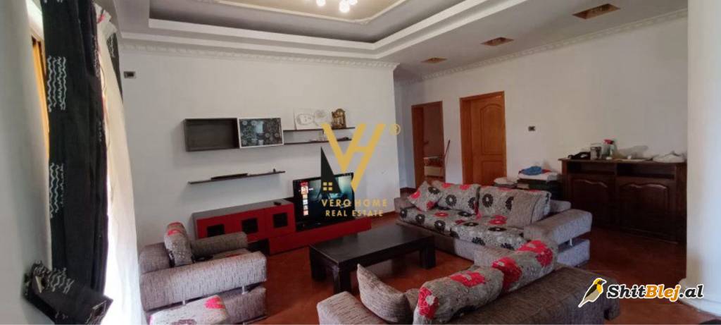 3+1+BLK ME QERA NE SHKOZE 600 EURO