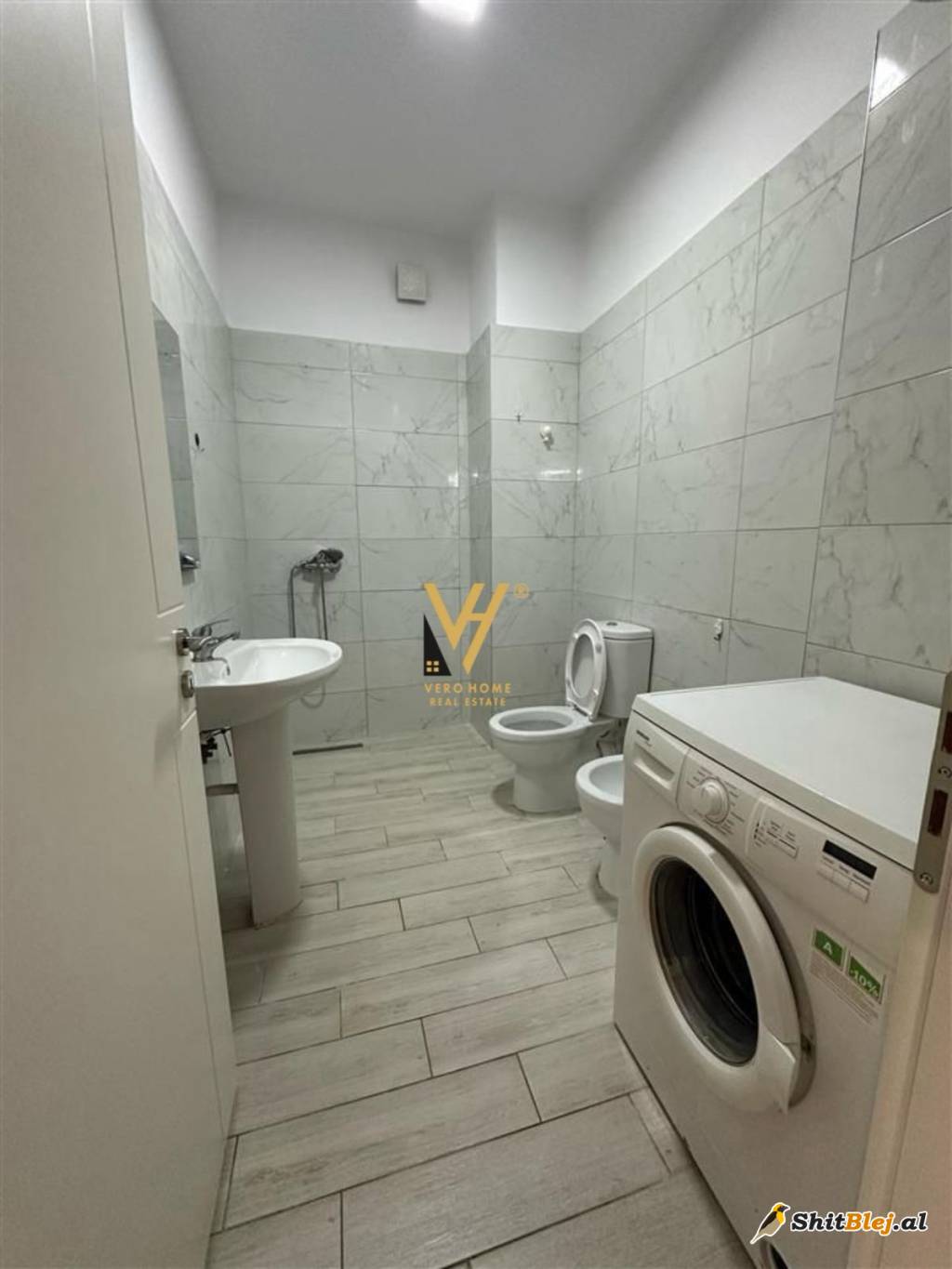 1+1+BLK ME QIRA NE ASTIR 420 EURO