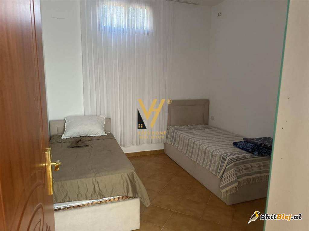 2+1+VERANDE ME QERA NE SELITE 400 EURO
