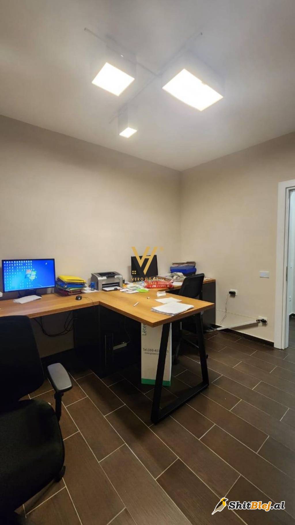 ZYRE 85M2 RRUGA E KOSOVARVE 850 EURO