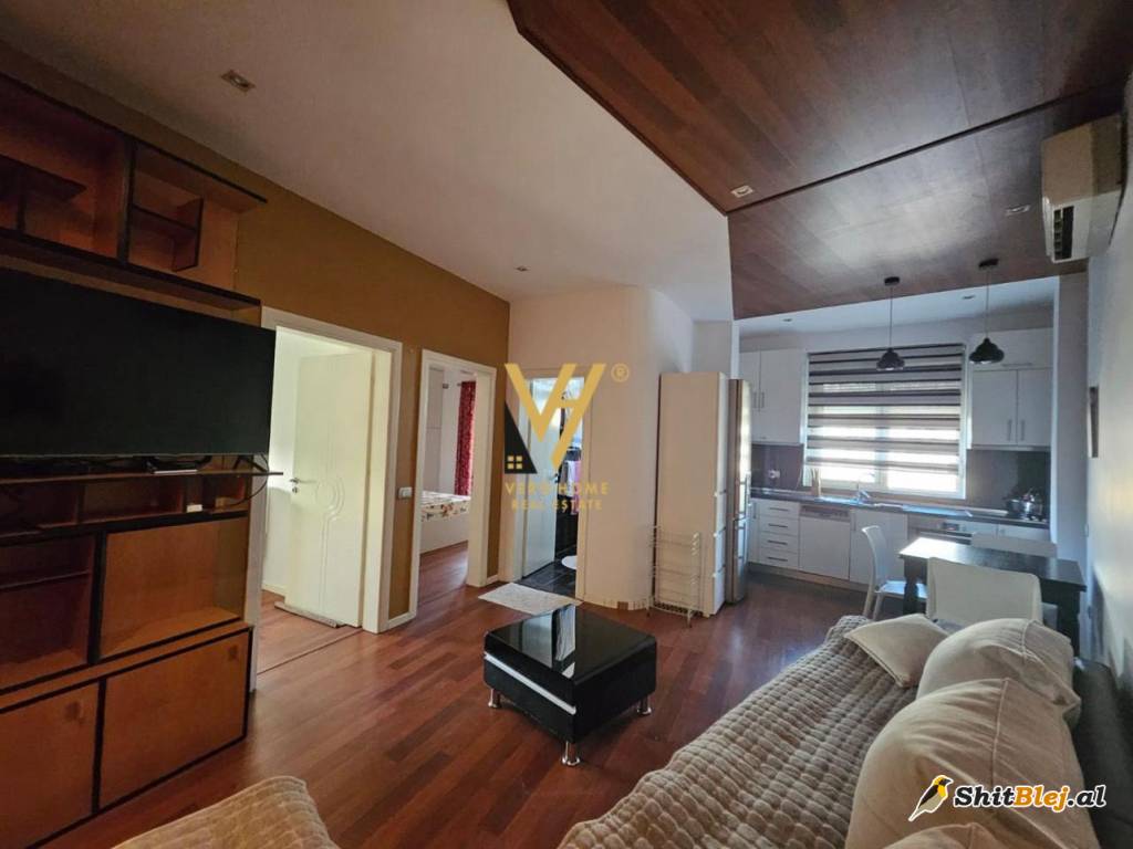 2+1+BLK TE STACIONI I TRENIT 600 EURO