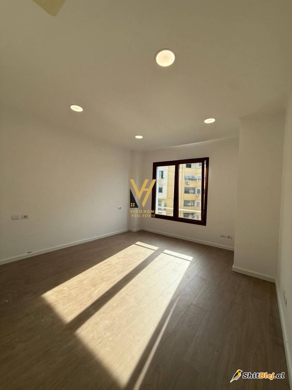  ZYRE 190 M2 TE DELIJORGJI 250.000 EURO