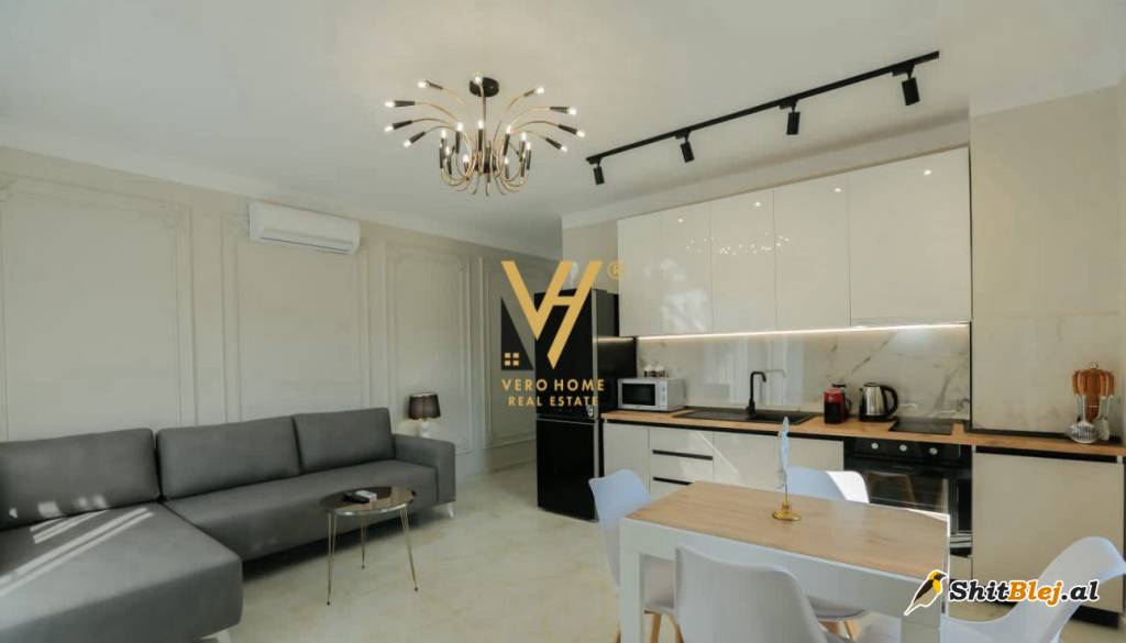 1+1+BLK TE KOMUNA E PARISIT 750 EURO