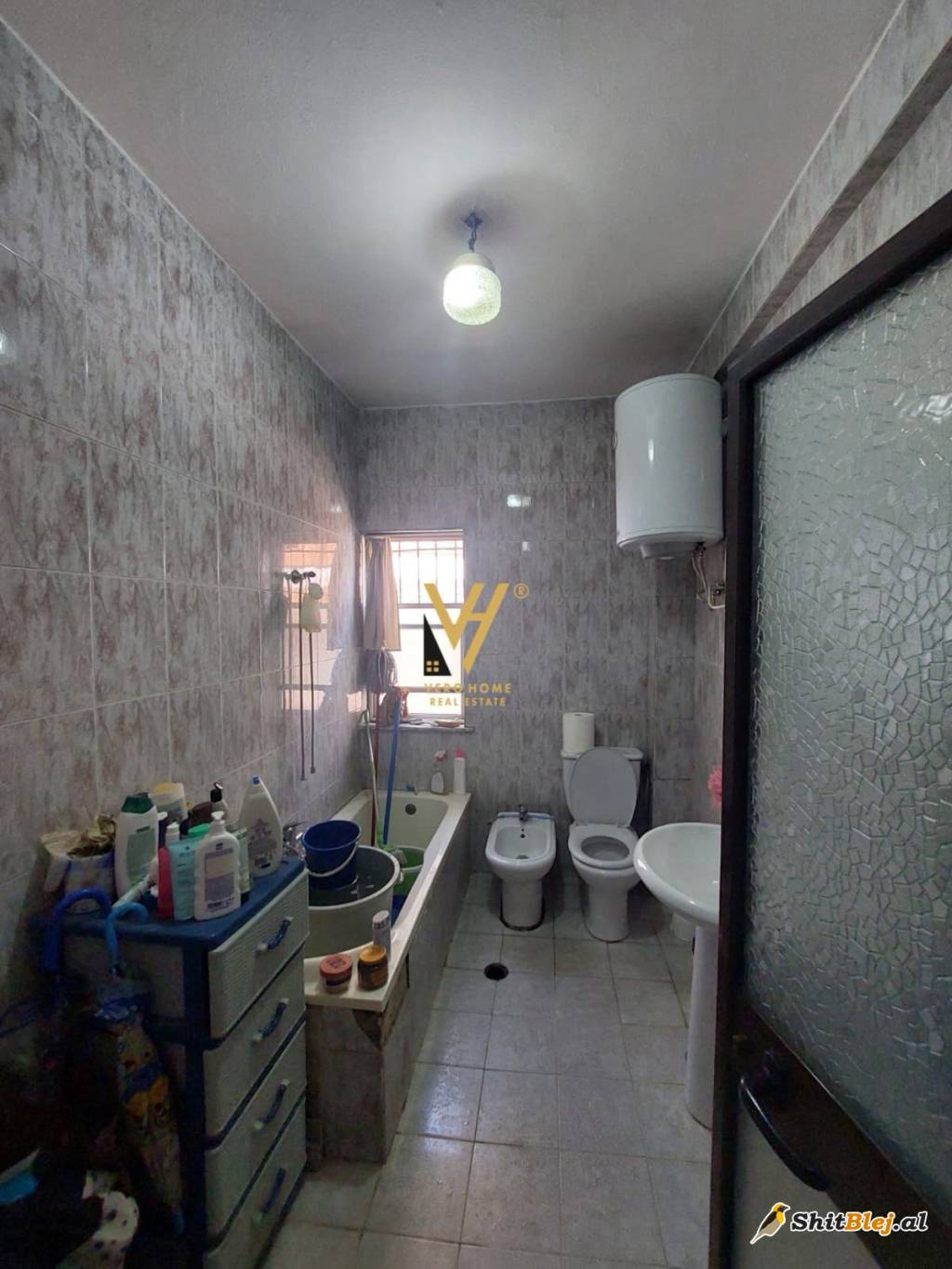ZYRE 106 M2 TE PROKURORIA 1.200 EURO