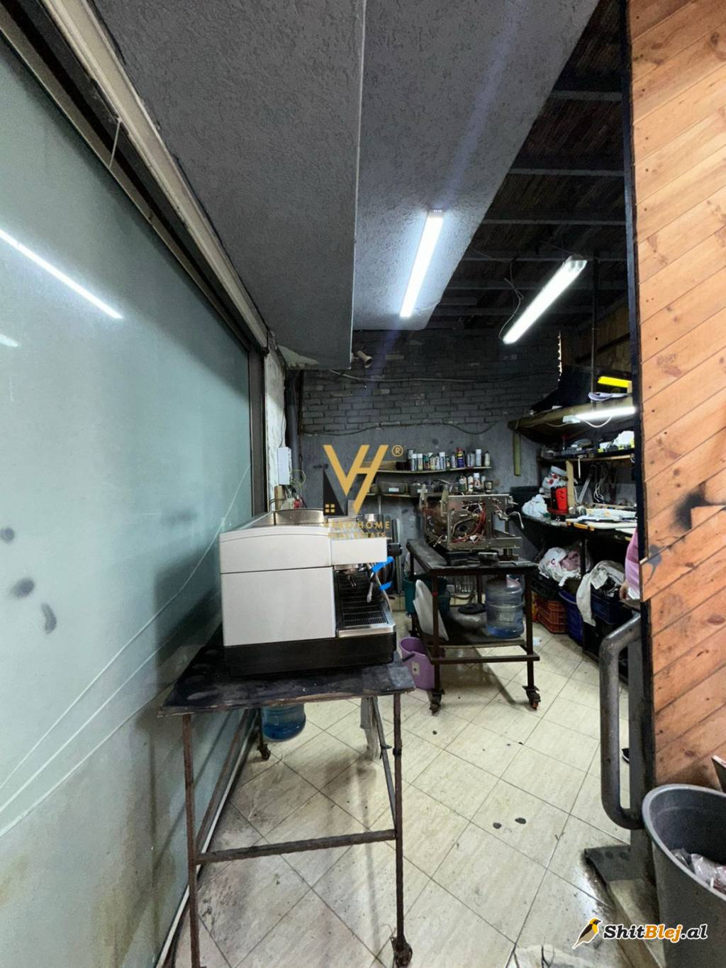  AMBIENT 80M2 TE 21 DHJETORI 160.000EURO