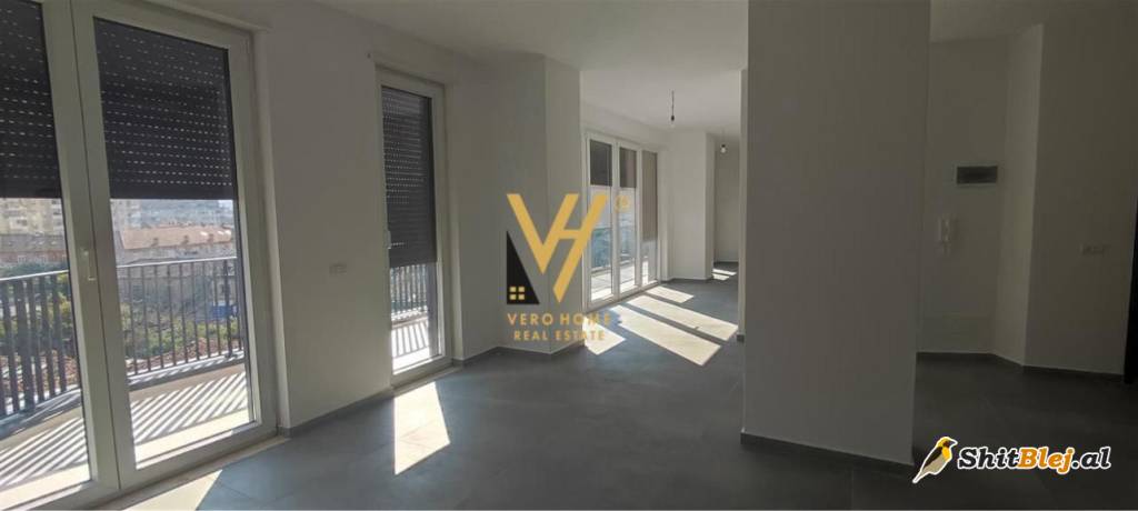 ZYRE 220 M2 TE 9- KATSHET 2.500 EURO