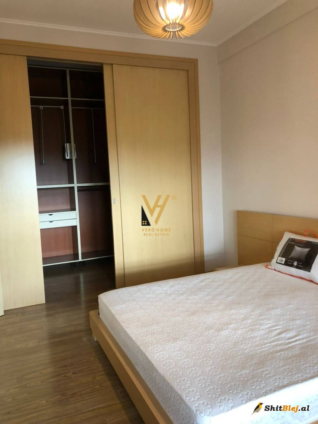 3+1+2 TE KOPSHTI ZOOLOGJIK 1.500 EURO