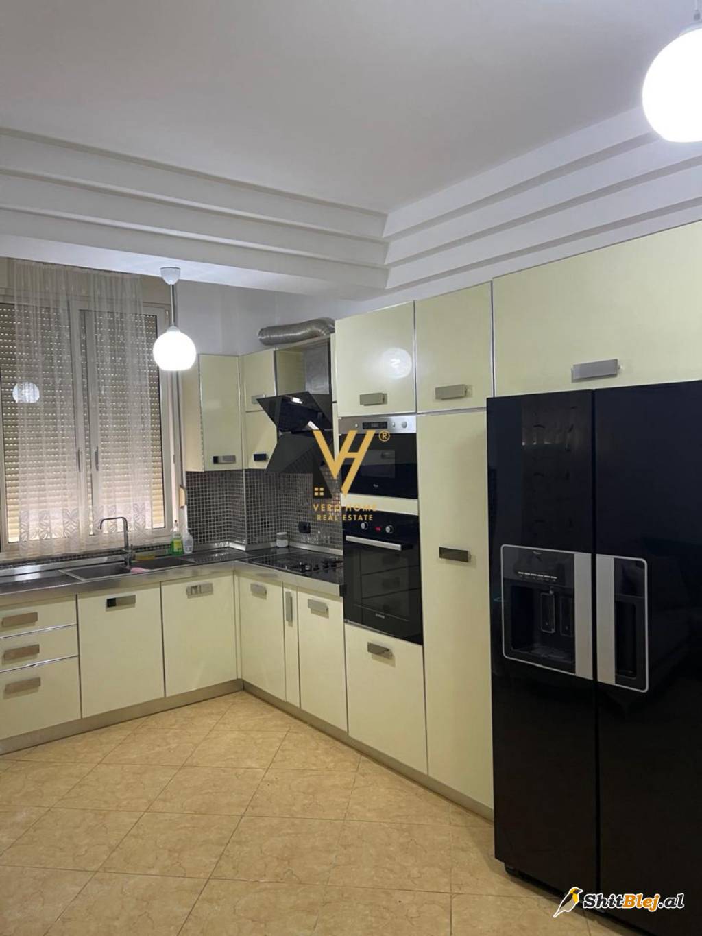 2+1+BLK TE KOPSHTI ZOOLOGJIK 600 EURO