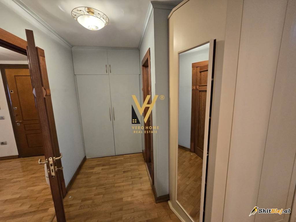 4+1+2 BLK TE BLV.ZOGU I PARE 600.000 EUR