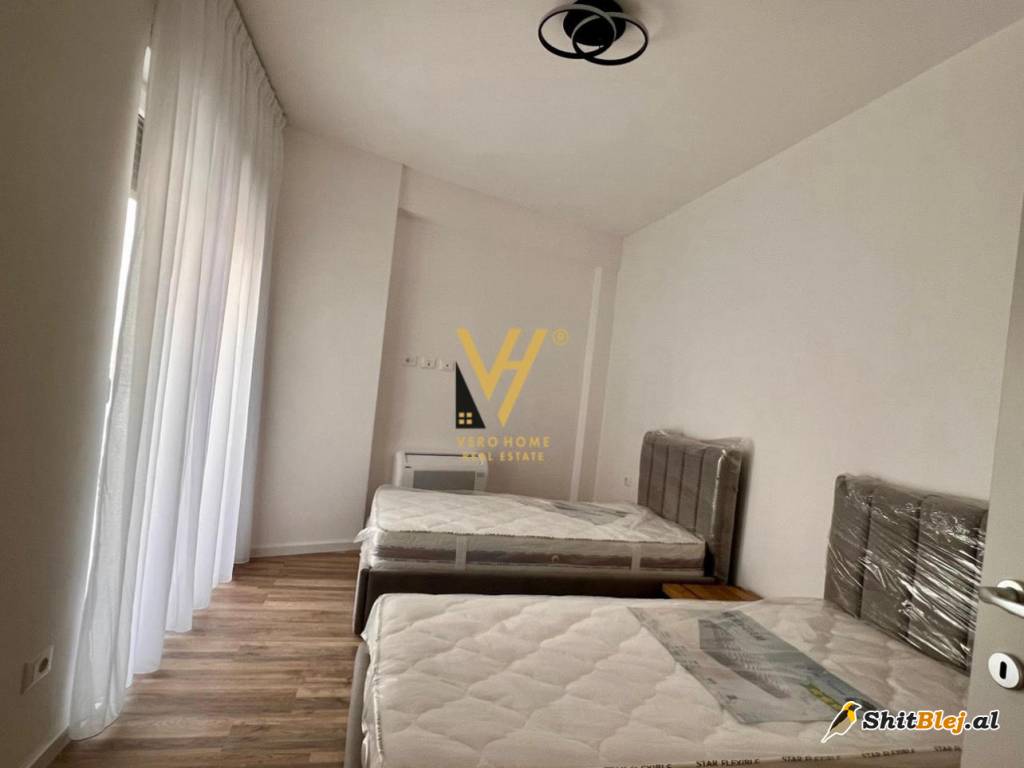 2+1+2 ME QERA TE RR.JORDAN MISJA 900 EUR