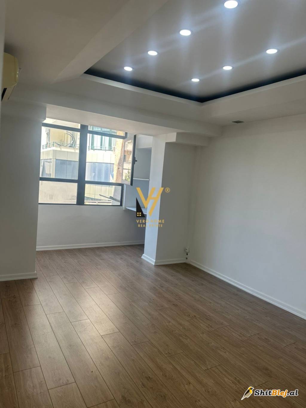 AMBIENT TE BULEVARDIT ZOGU I 1.500 EURO