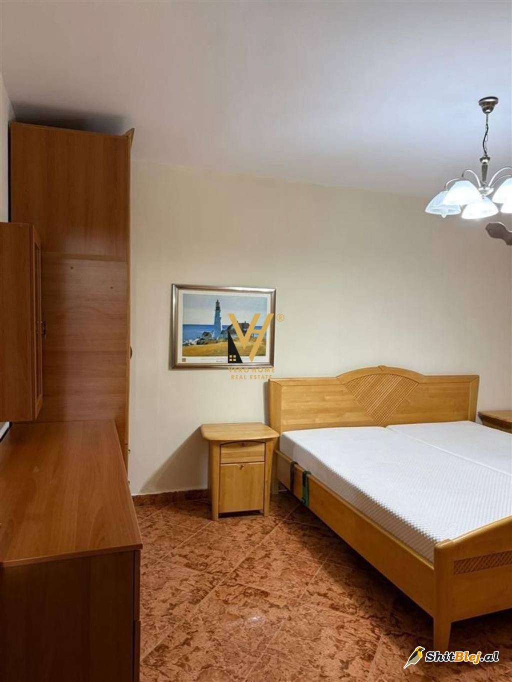 2+1 ME QERA TE ALI DEMI 600 EURO