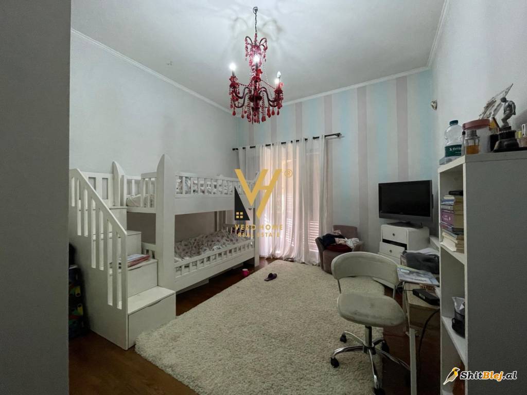 2+1 ME QERA NE QENDER 1.500 EURO
