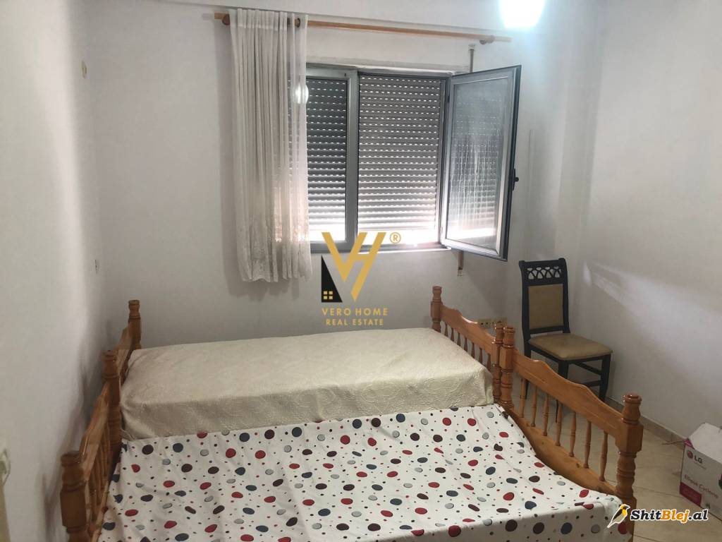 2+1+2 TE STACIONI I TRENIT 90.000 LEKE