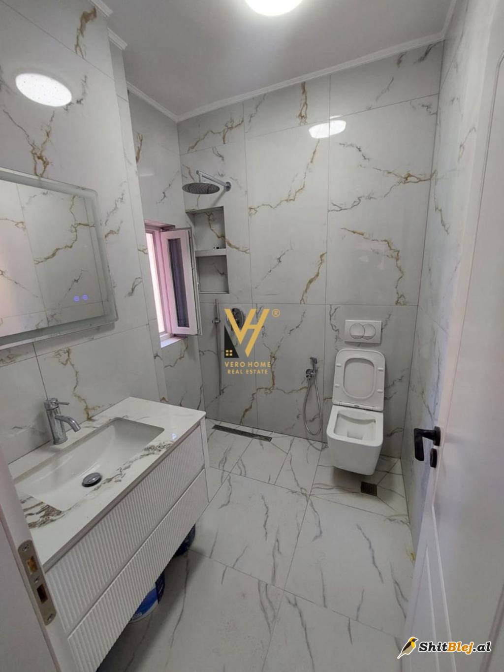2+1+2 TE RRUGA E DIBRES 185.000 EURO