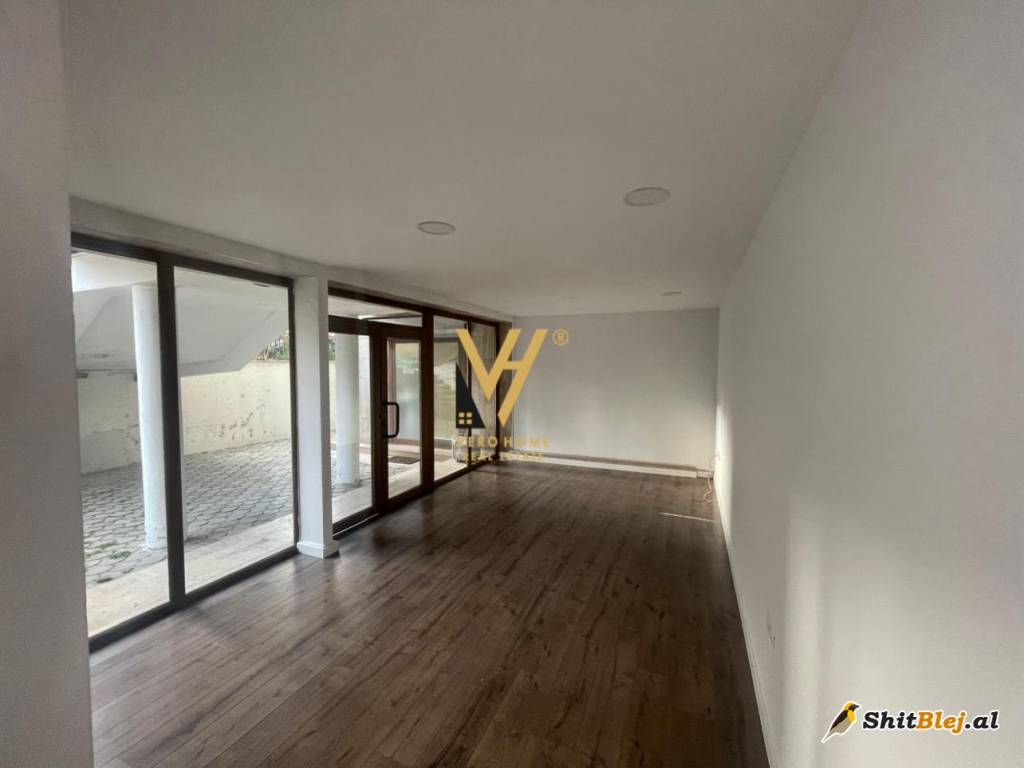 AMBIENT 160 M2 TE PAZARI I RI 1.850 EURO