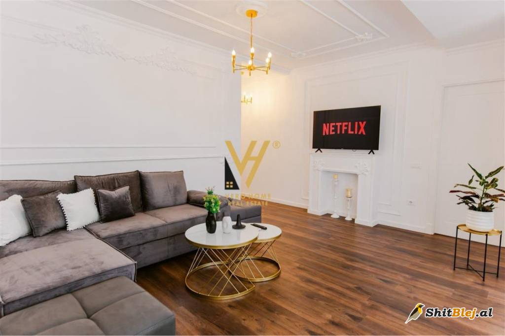 1+1+BLK ME QERA TE VILA L, ASTIR 550 EUR
