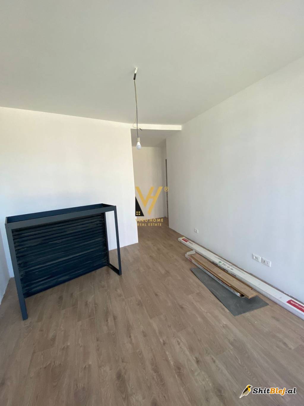 ZYRE 102M2 TE LAKE VIEW 1.500 EURO