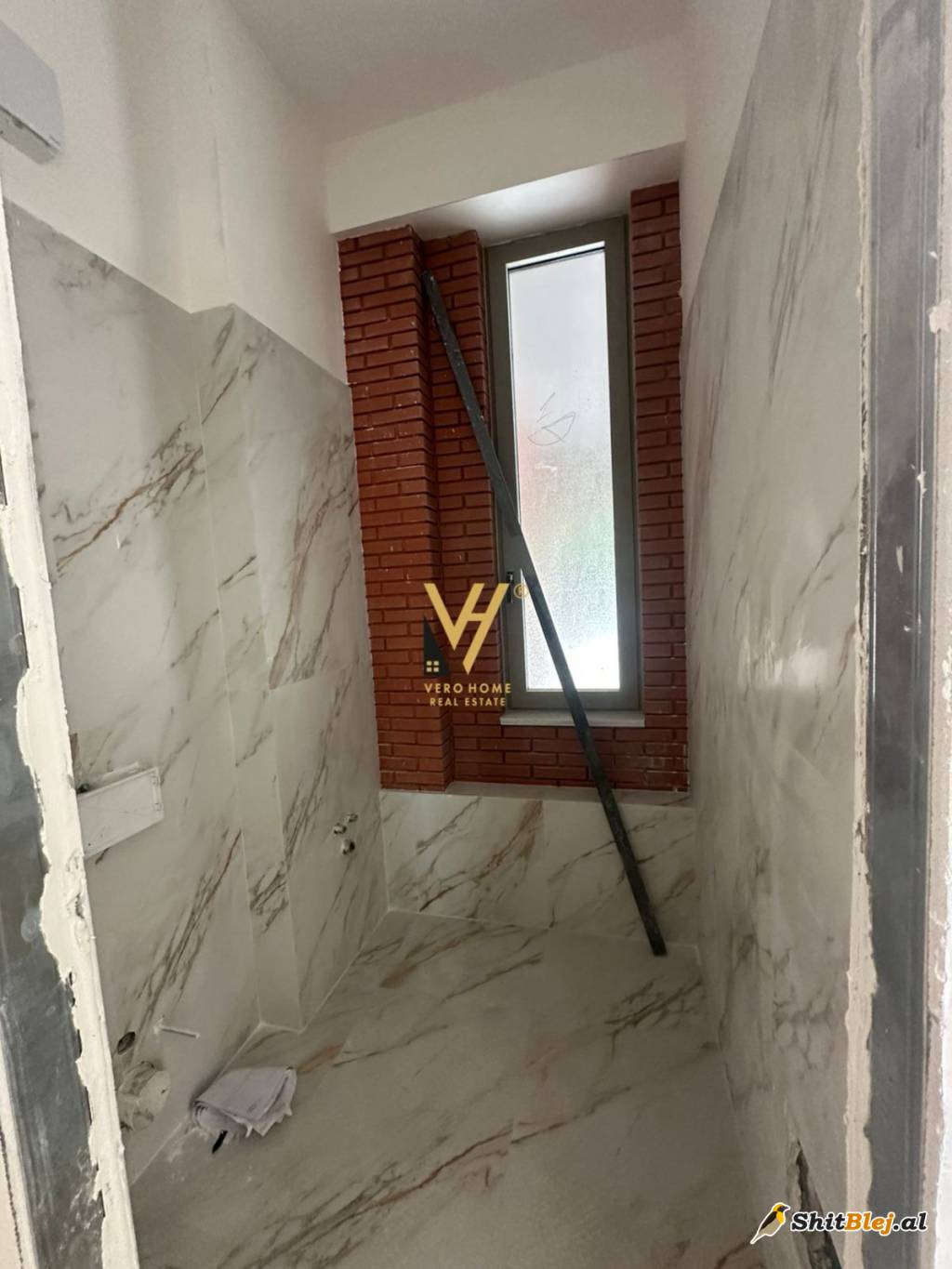 AMBIENT 70M2 ME QERA TE DELIJORGJI 1.500