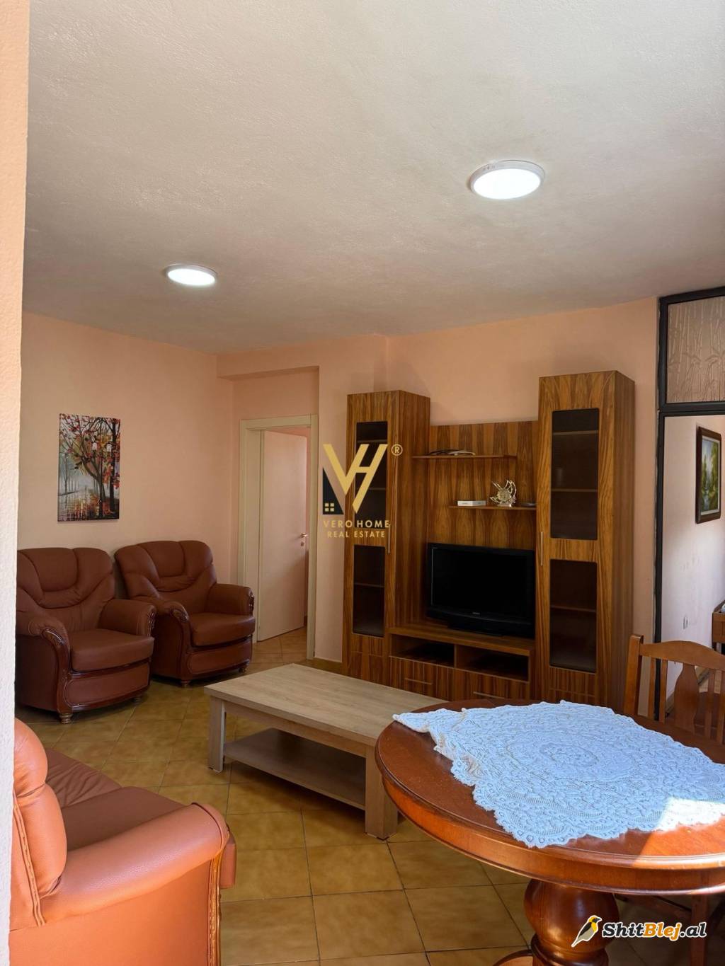 2+1 ME QERA TE KOMUNA PARISIT 650 EURO