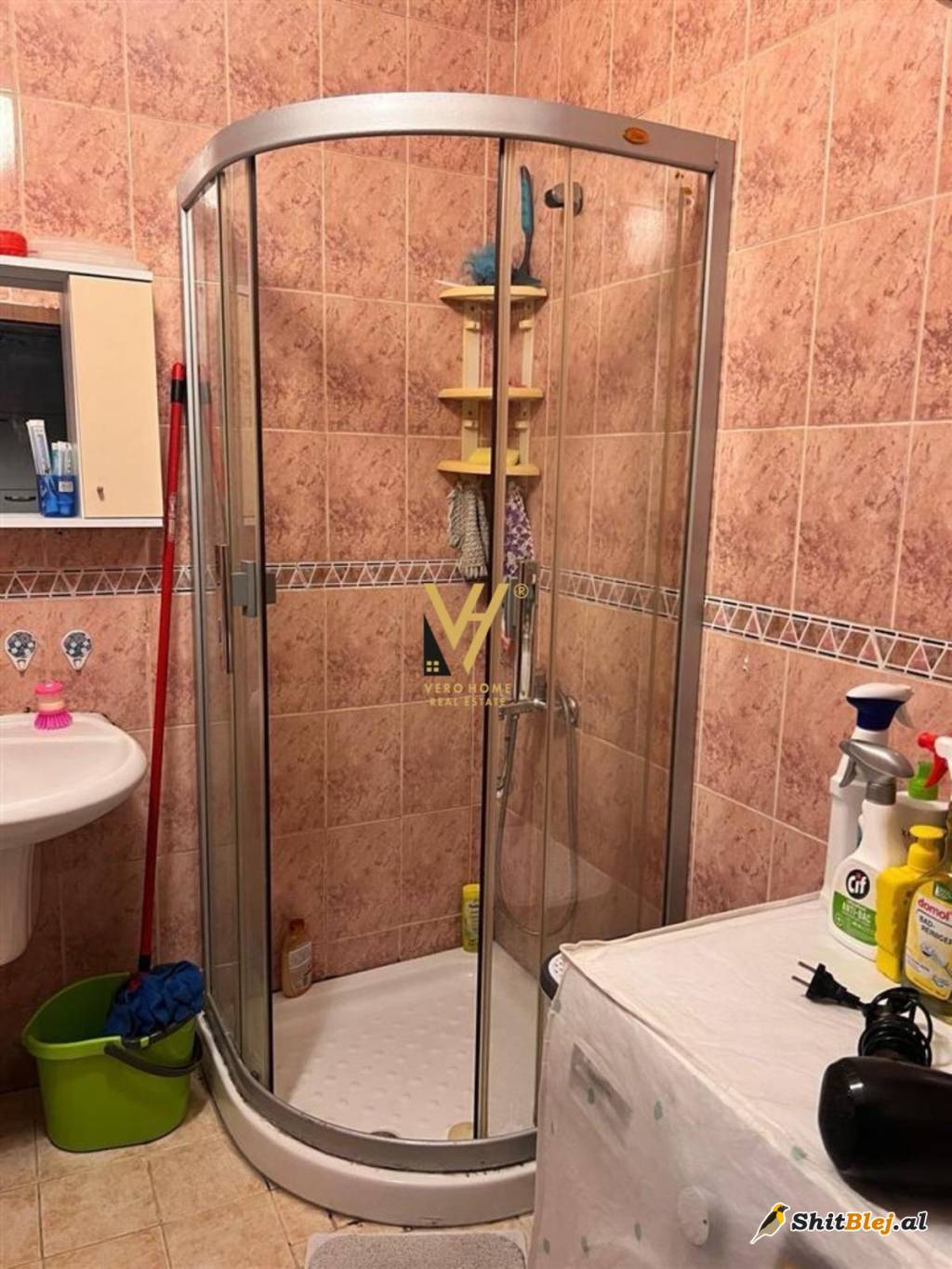 2+1+BLK TE KOMUNA E PARISIT 650 EURO