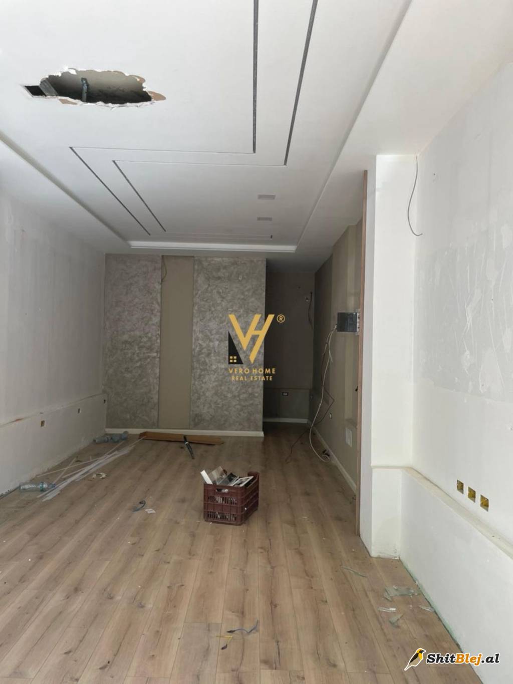 AMBIENT 40 M2 ME QERA TE ALI DEMI 600 EU