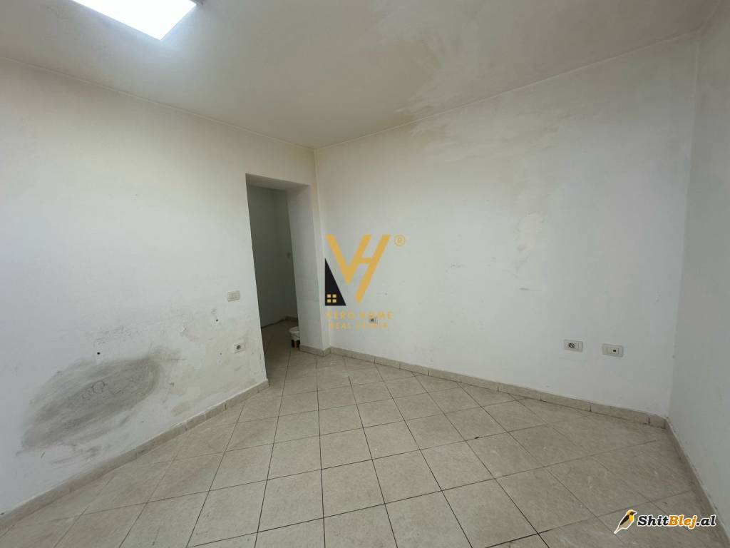 DYQAN 25M2 TE ISH TREGU ELEKTRIK 300 EUR