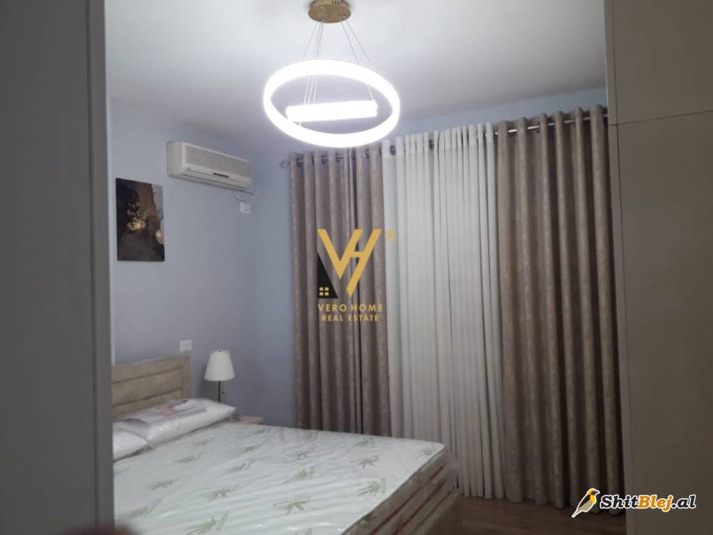 2+1 ME QERA TE 21 DHJETORI 700 EURO