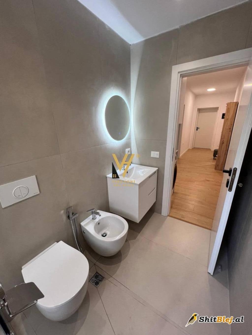 2+1+BLK ME QIRA TE BLV.ZOGU I 1, 950 EUR