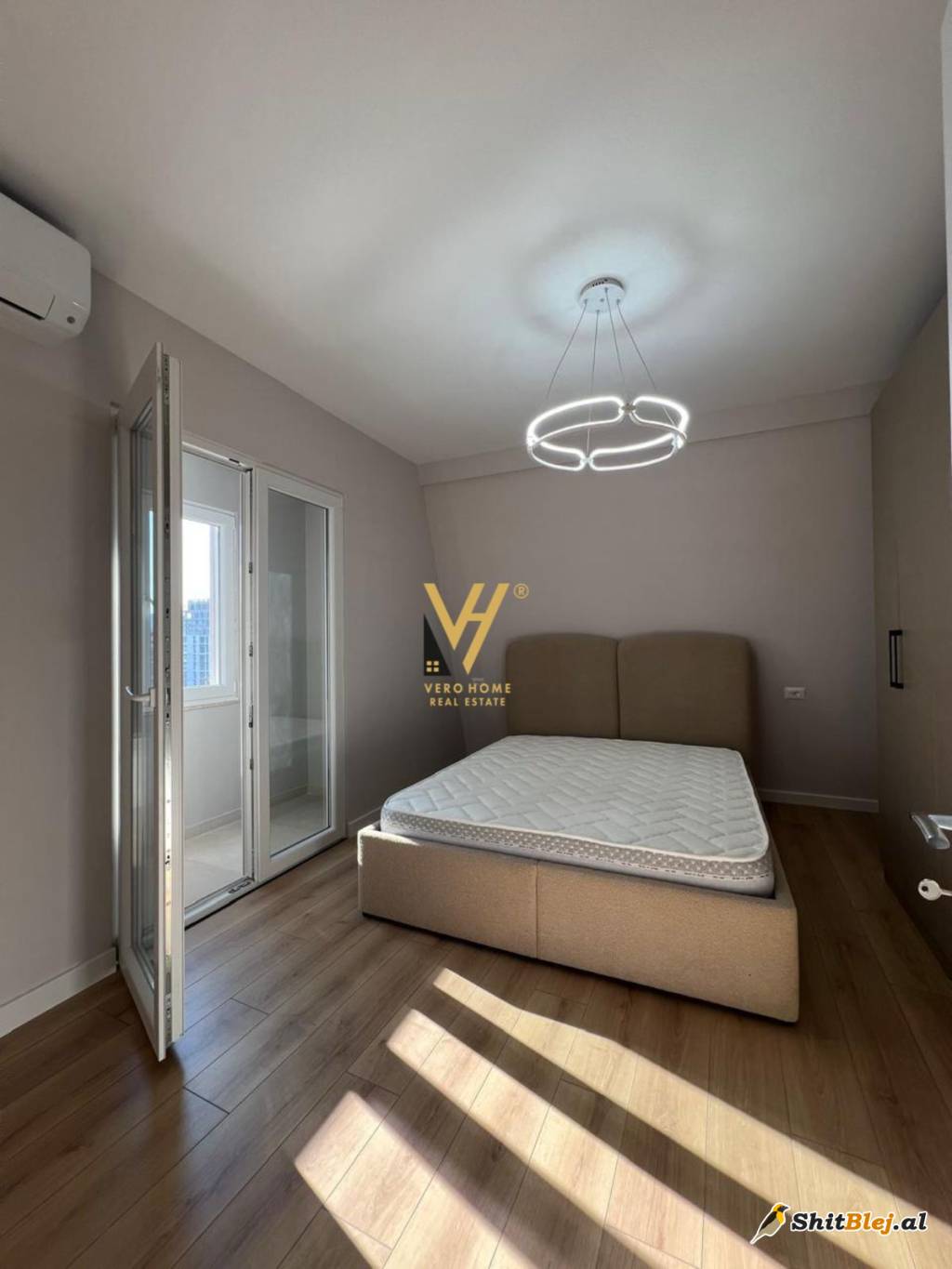 1+1+BLK ME QERA STADIUMI DINAMO 750 EURO