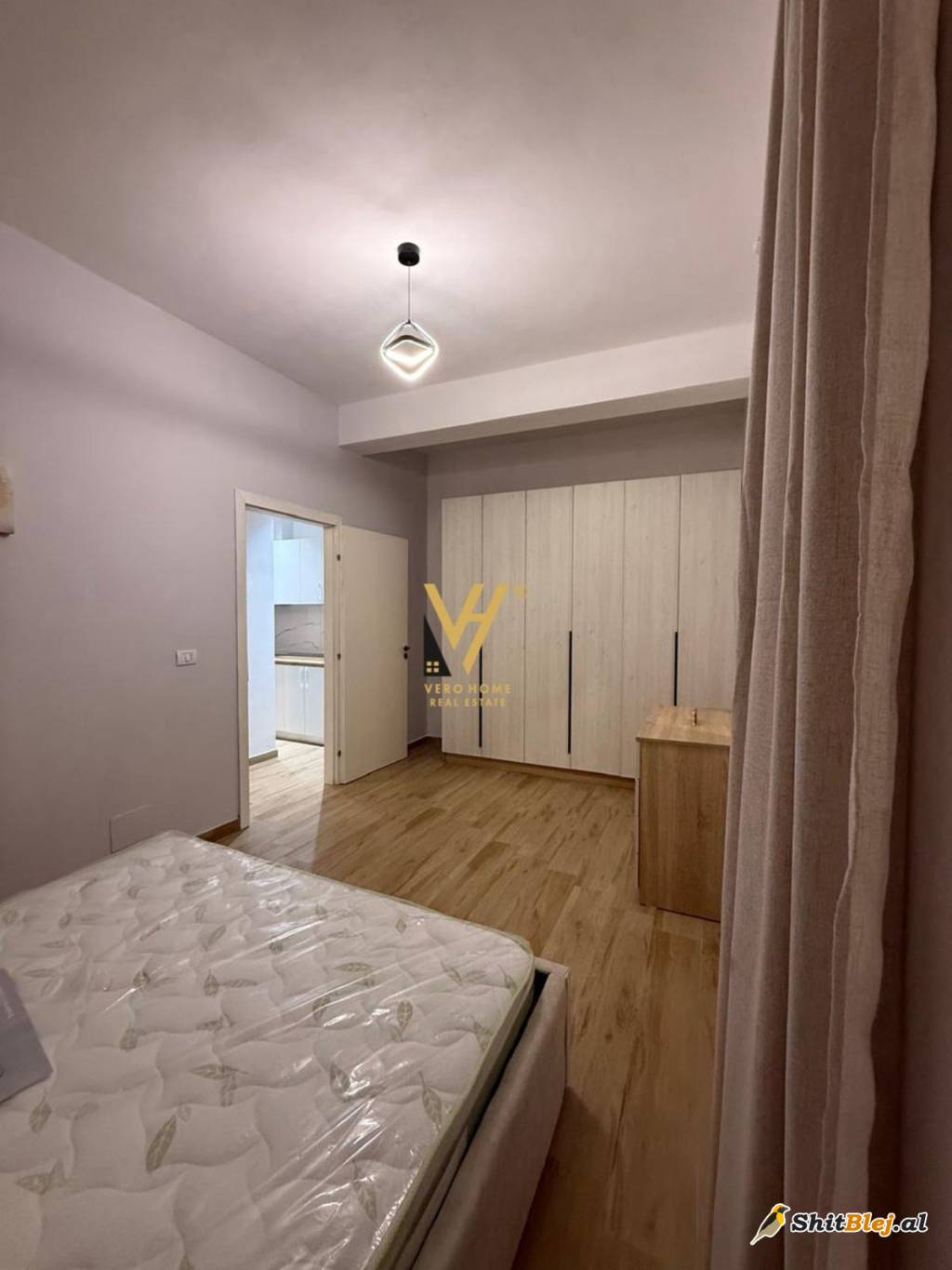 1+1 NE YZBERISHT 40.000 LEKE