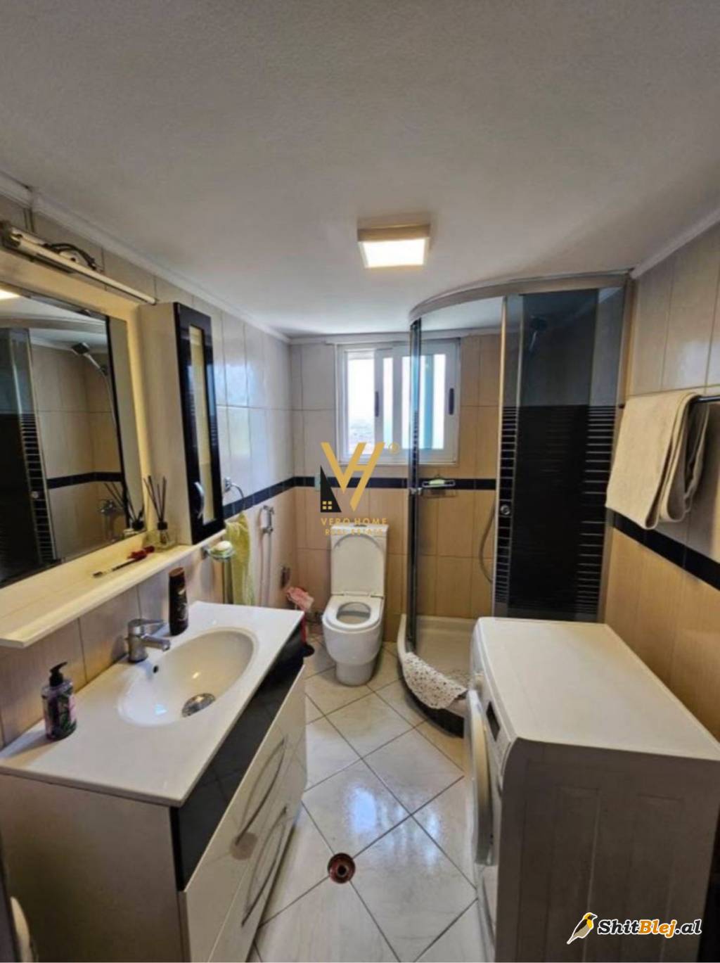  2+1 ME QERA TE LIQENI I THATE 700 EURO