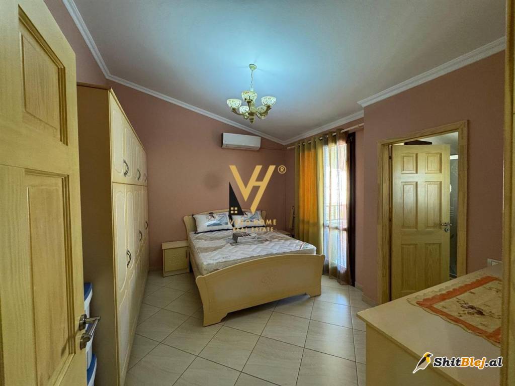 2+1+2 TE KOPSHTI BOTANIK 800 EURO