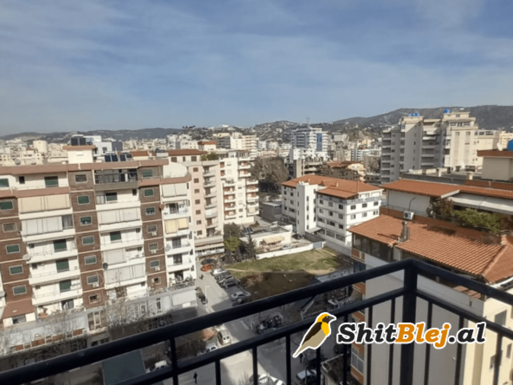 Apartament me qera -ish ''Kombinati '&