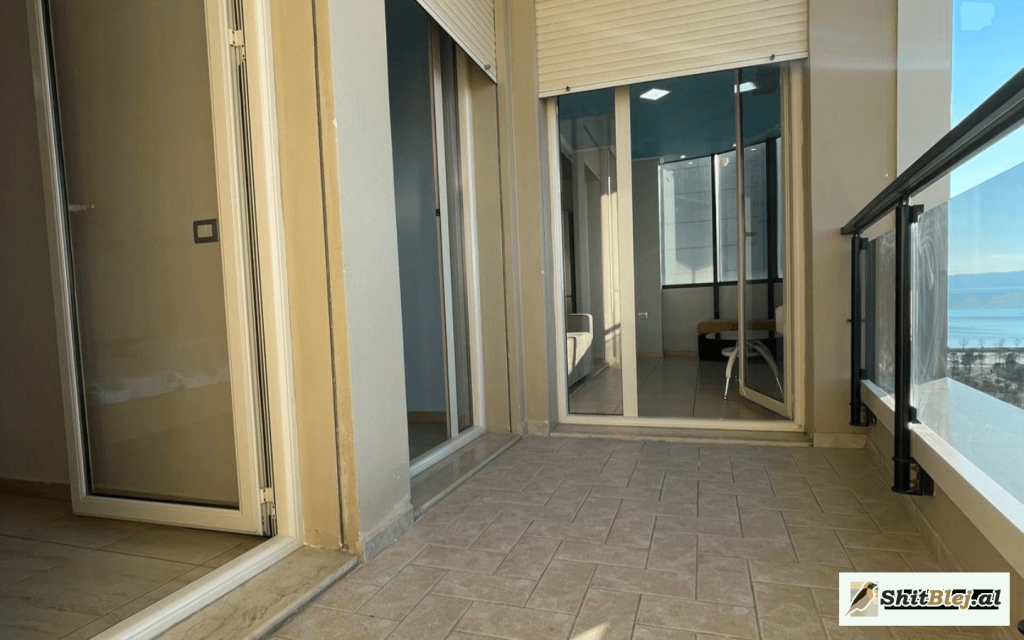 Apartament me Qera me Pamje nga Deti