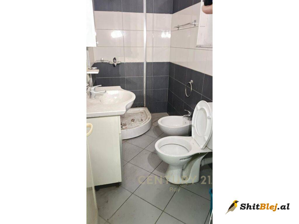 APARTAMENT 1+1 PER SHITJE TEK ISH-URT,DR