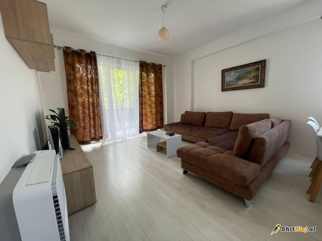 Qira, Apartament 2+1 Liqeni i Thate 